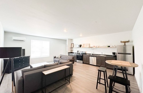 Clarksville Apartment | Downtown Clarksville’s Perfect Location!