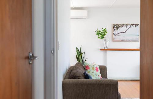 Mount Maunganui House | Downtown Cosy Cottage