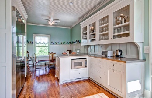 Paso Robles House | Downtown Diggs-Dig into Expansive luxury in Downtown Paso Robles- New Spa!