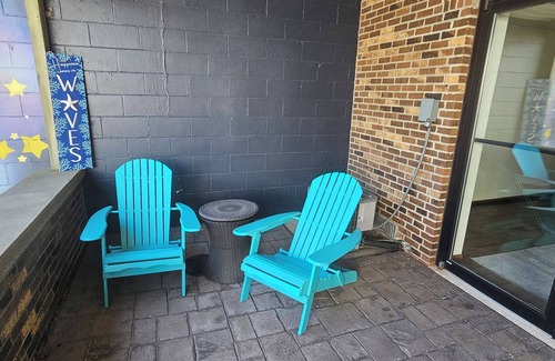 Oscoda Apartment | Downtown Digs - upstairs apartment in the heart of downtown Oscoda!