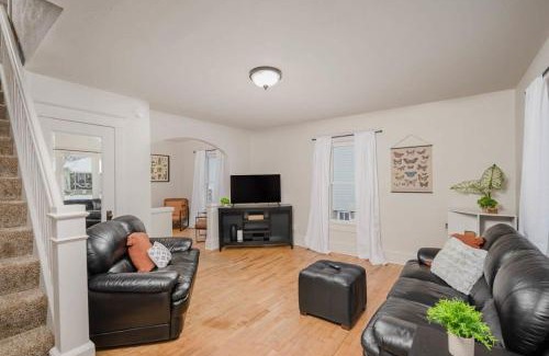 Appleton House | Downtown Home off College Avenue - Lawrence University