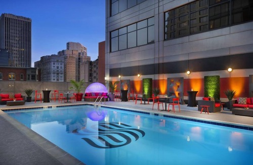 Center City West Resort | Downtown Hotel Near Fairmount Park! Pet-Friendly Unit, Outdoor Pool!