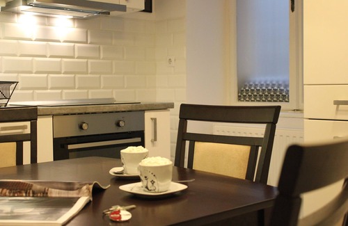 Inner City Budapest Apartment | Downtown Location, Fully Equipped, Very Spacious, Classic-modern, Renovated Flat