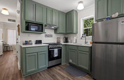 Ocean Springs House | Downtown Peaceful Pearl