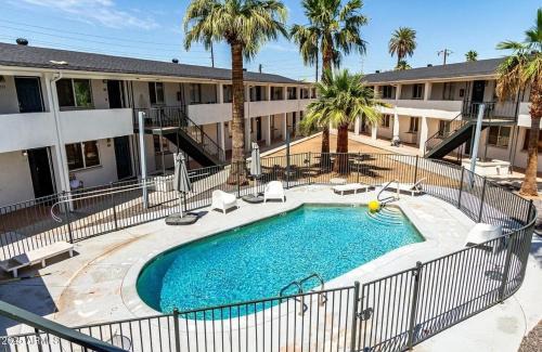 Camelback East Apartment | Downtown Phoenix Condo