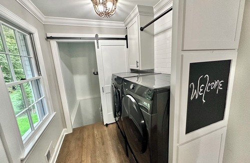 Alpharetta House | Downtown Renovated Luxury: Sleeps 10, Game Room, Fire Pit, Fenced Yard