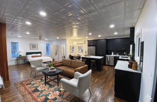 Stillwater Apartment | Downtown Stillwater Studio Apartment located upstairs