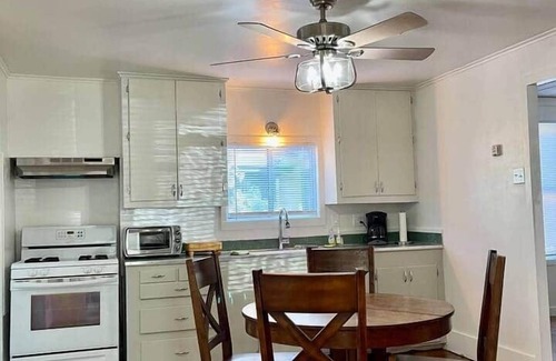 Sonora House | Downtown Updated Craftsman, Pet Friendlyn