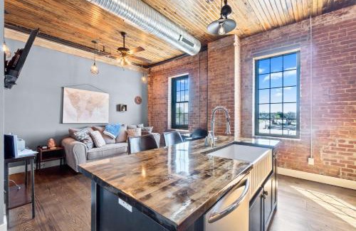Perryville Apartment | Downtown Urban Loft above Restaurants #5