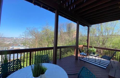 East Price Hill House | Downtown Views-Prime Location!