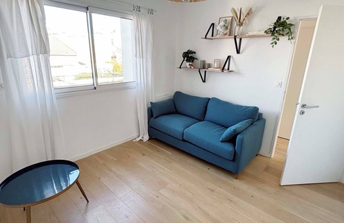 Aiguerelles Villa | Downtown villa with pool