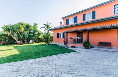 Ortona Villa | Dragani village, a perfect combination of sea, mountains, nature, privacy and relaxation