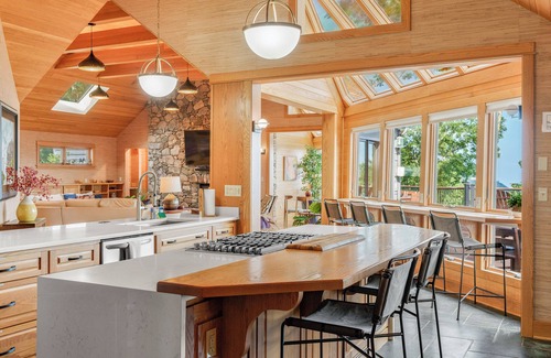 Nellysford Ski Chalet | Dragon's Back, 9BR 10BA in Wintergreen