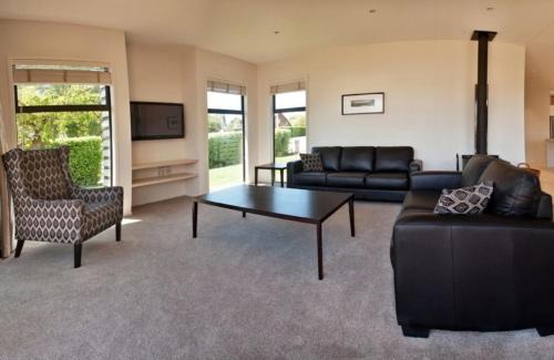 Wanaka House | Dragonfly Cottage