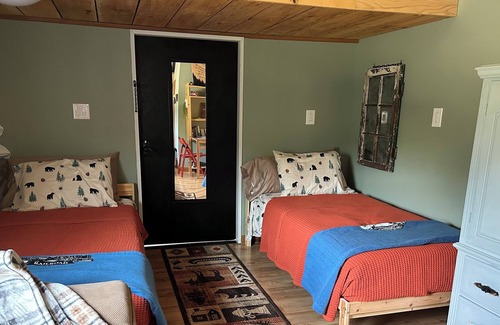 Pisgah Forest Cottage | Dragonfly Cottage