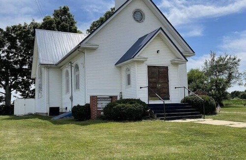 Amanda House | Dragonfly Inn (Only 40 min to Hocking Hills area)