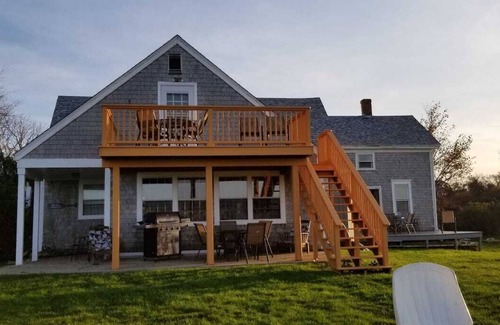 Block Island House | "DRATHERBE HOUSE/FANTASTIC VIEWS/DUPLEX"