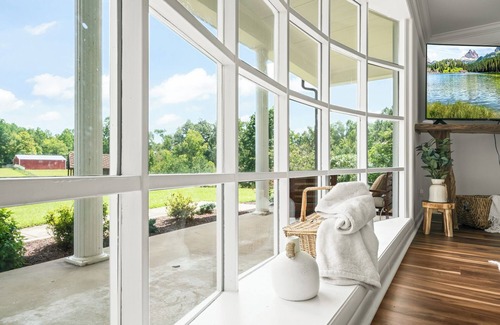 Chestnut Mound House | Dream Estate with Pool, Bonfire, Game Room & 100 Acres of Nature