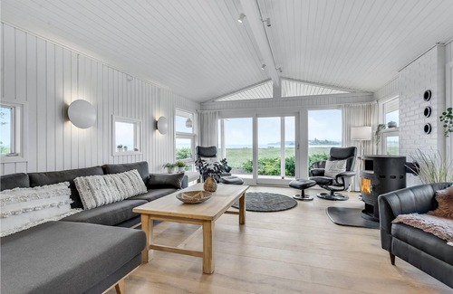 Diernæs Strandby House | Dream location with large pool.