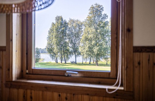 Upplands-Bro Municipality Villa | Dream location with lake view & Top location near