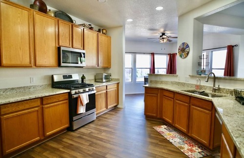 Rancho Del Lago House | Dream Vacation- Executive Retreat in Beautiful Vail, AZ