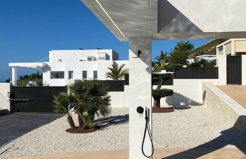 Cansalades Villa | Dream Villa on the Spanish Coast: Luxury and Comfort in an Enchanting Setting