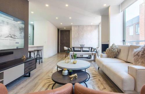 Usaquen Apartment | Dreamy 2 BR in Usaquén