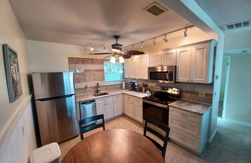 Siesta Key Villa | Drift Inn B, Heated Pool, Beach and Amenities, 2-3 min walk