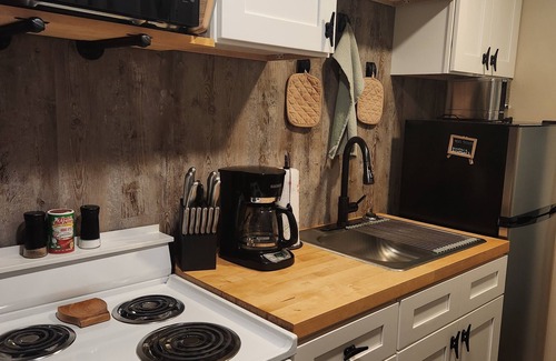 Glenwood Cabin | Driftaway Cabin in Glenwood, AR