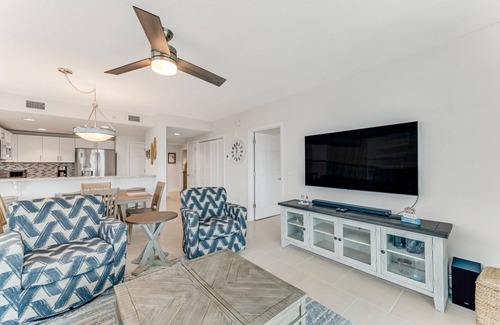 Ocean View Halifax Estates House | Driftwave at The Aruba - Pool and hot tub open