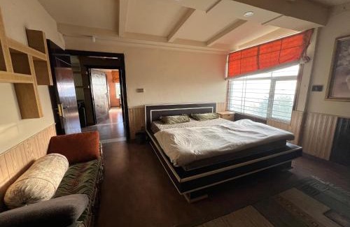 Dhirkot Apartment | Drowned in Clouds V2