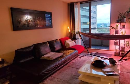 Upper Jarvis Apartment | DT Apt great view whit garden