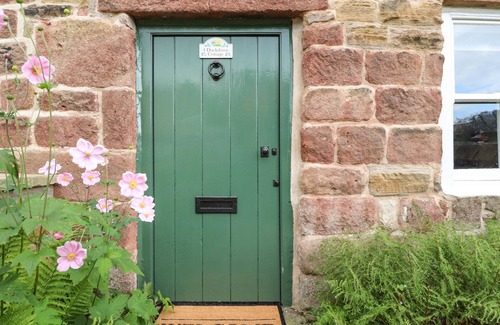 Hurst Green Cottage | DUCKDOWN, pet friendly, character holiday cottage in Hurst Green