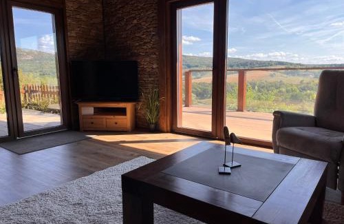 Dunaszentmiklos Villa | Duna Holiday Home