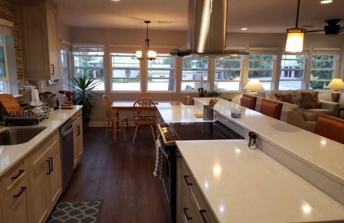 Dune Allen Beach House | Dune Retreat - New to Dune Allen Realty - 6 Seater Golf Cart