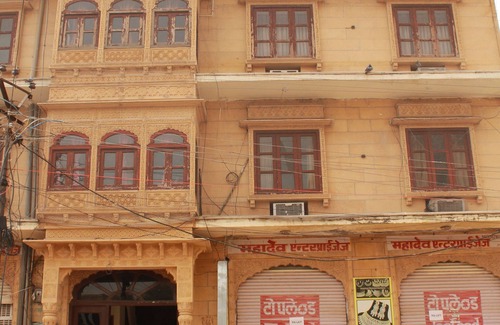 Kanoi Cottage | Dune safari camp & resort