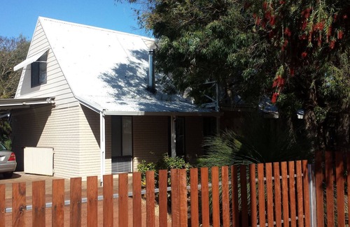 Dunsborough House | Dunsborough - "Peppermints" 181 Naturaliste Terrace