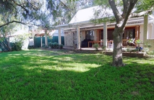 Dunsborough House | Dunsborough - "Peppermints" 181 Naturaliste Terrace