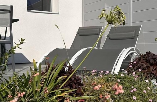 Saint-Prix Apartment | Duplex BOHEME near JO 2024, terraces, garden, view on PARIS, sauna