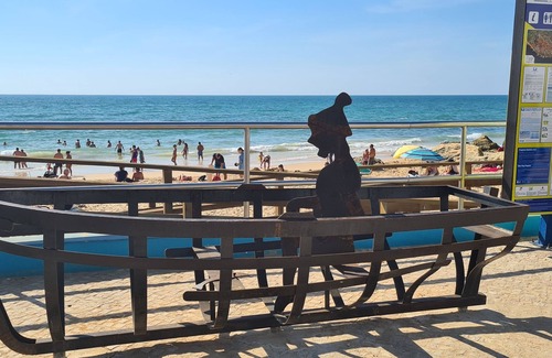 Vale de Carro Condo | Duplex com Vista Piscina Barbeque Garagem 5 Minutos da Praia