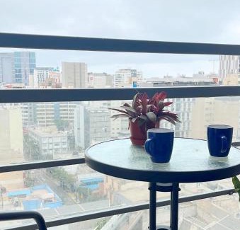 Leuro Apartment | Duplex con vista al mar y piscina en Miraflores