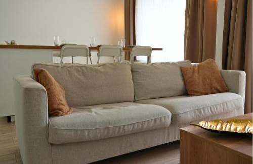 Sint-Agatha-Berchem Apartment | Duplex familiale 3 chambres, 3 salles de bains & jardin à Bruxelles by CYGO Gestion