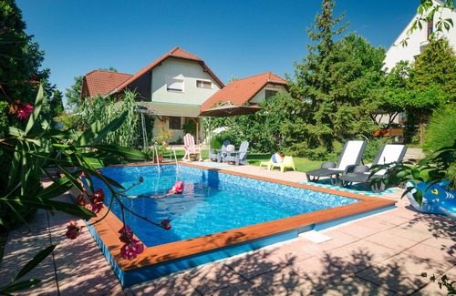 Alsóörs Apartment | Duplex Family-Sized Apartment With Lake View, Pool & Dining Terrace
