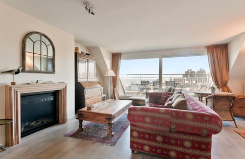 Albertstrand Apartment | Duplex in Knokke-Heist with Sea Views