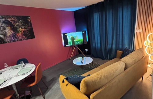 Yzeure Apartment | Duplex la colline