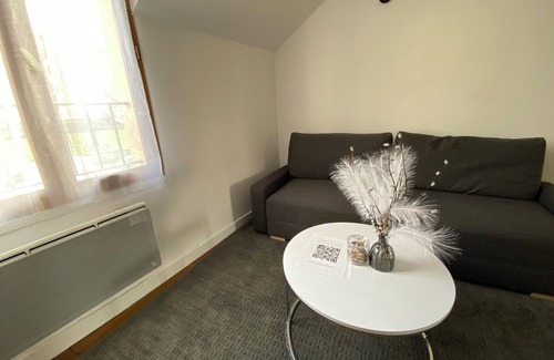 Saint-Ouen-l'Aumone Apartment | Duplex Minimaliste > 30 min de Paris
