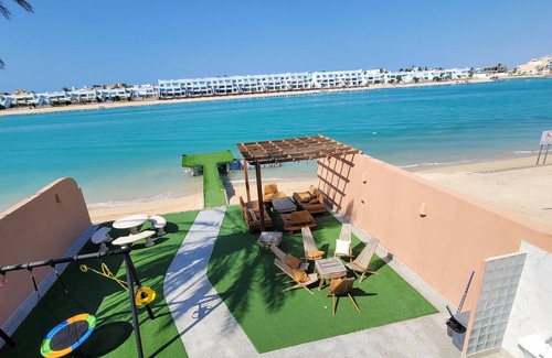 Durrat Al-Arous Ski Chalet | Durrat Al-Arous Villa in Moon Beach