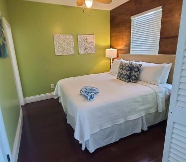 Downtown Apartment | Duval Street Suite w kitchen and shared heated pool