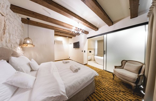 Bogucin Hotel | Dwór Bogucin Hotel & Restauracja