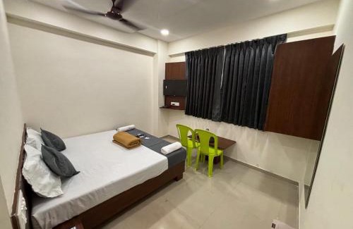 Pune Hotel | Dwarka Lodging